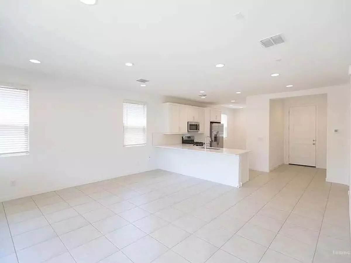 House for Rent in Phoenix photo 4