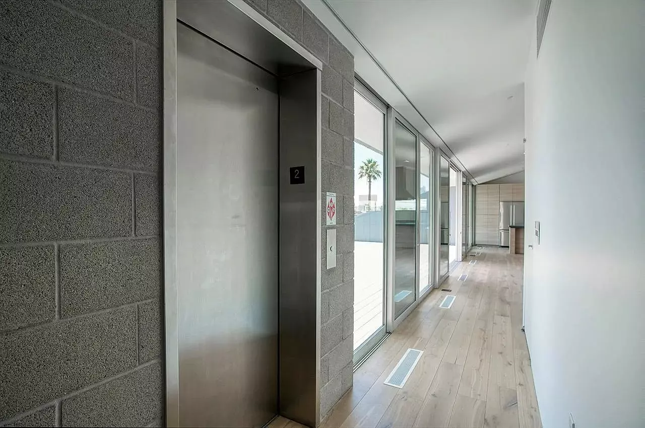 One Of Kind One Bedroom Apartment In Phoenix photo 2
