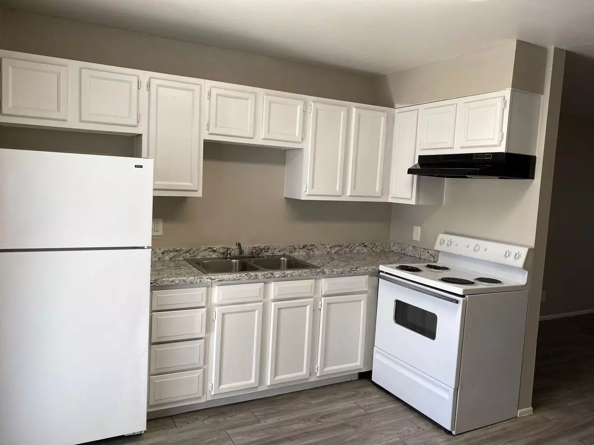 Devonshire Apartments photo 5