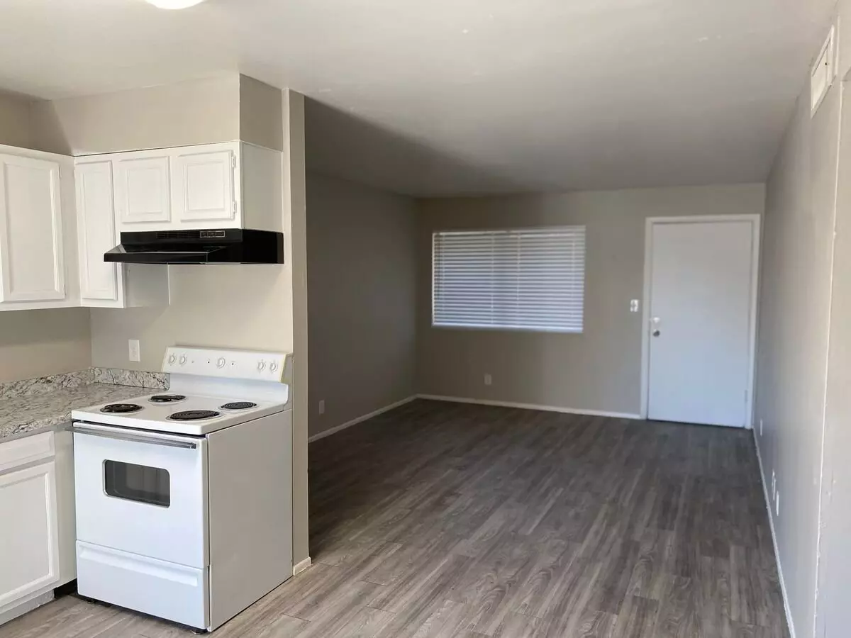 Devonshire Apartments photo 4