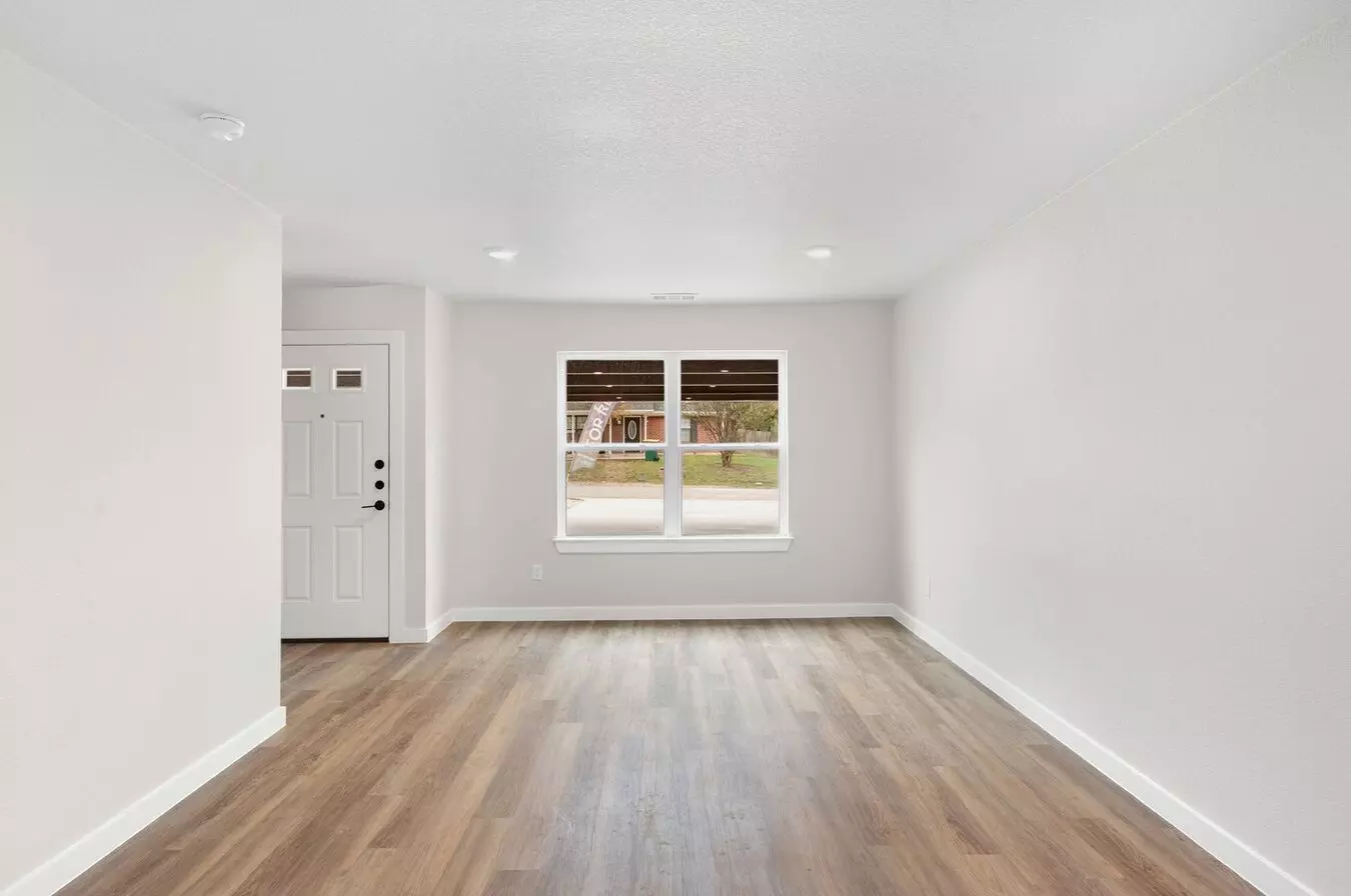 Brand New, Modern, And Ready For You In Temple, Tx! photo 3