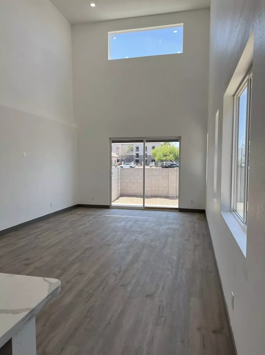 Brand New Townhouse 28th St And Broadway photo 5