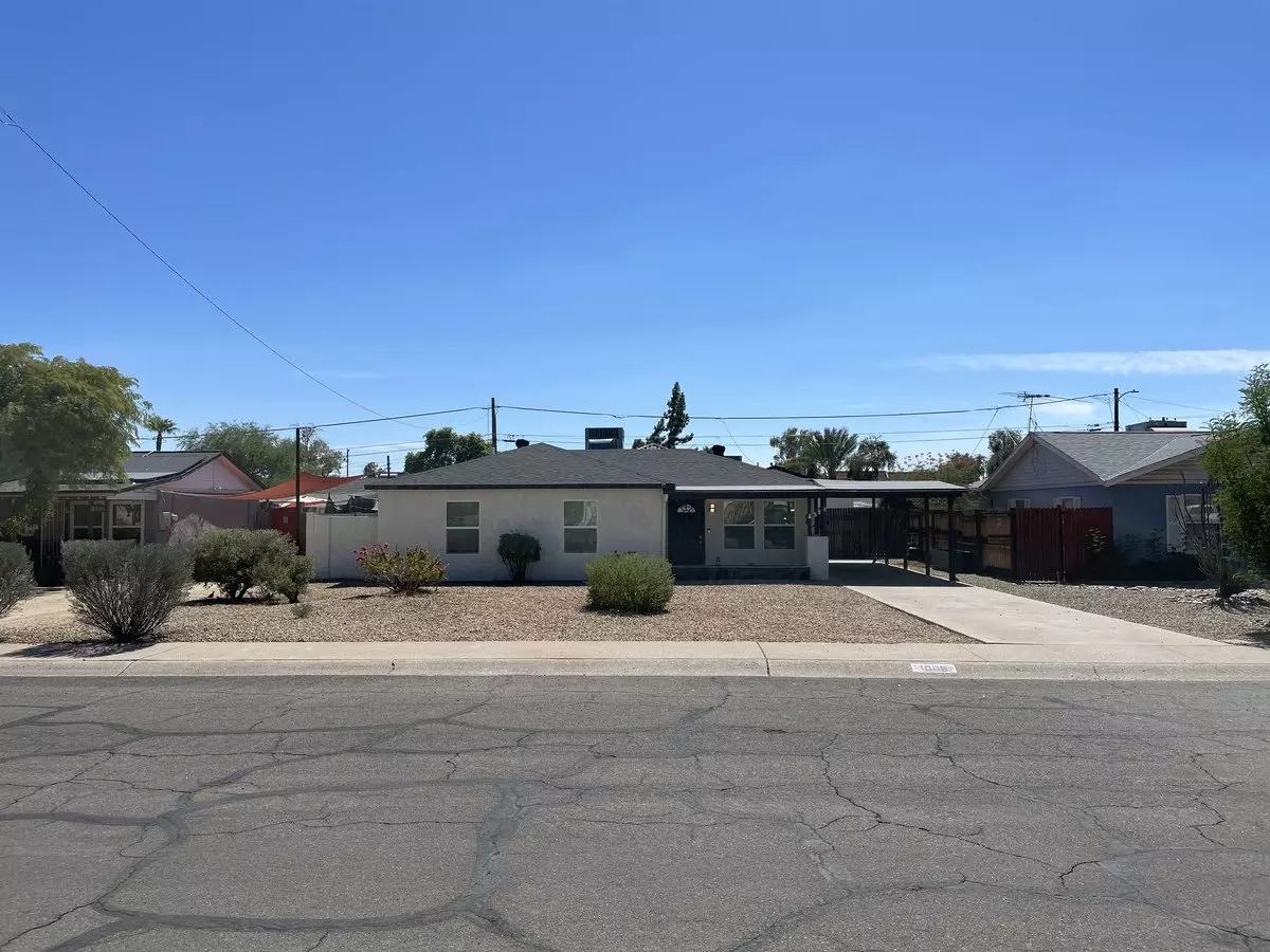 1005 E Mariposa St photo 4