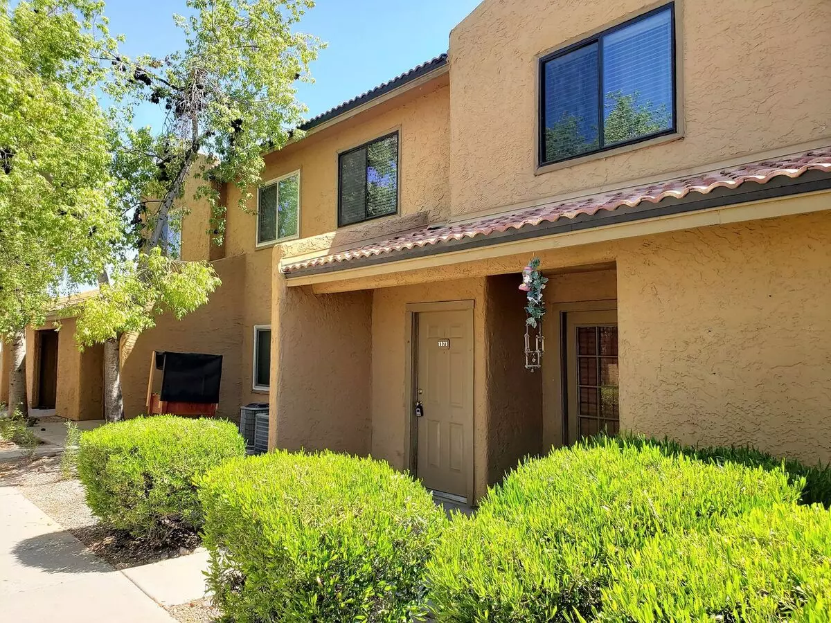 Two-story Condo photo 2