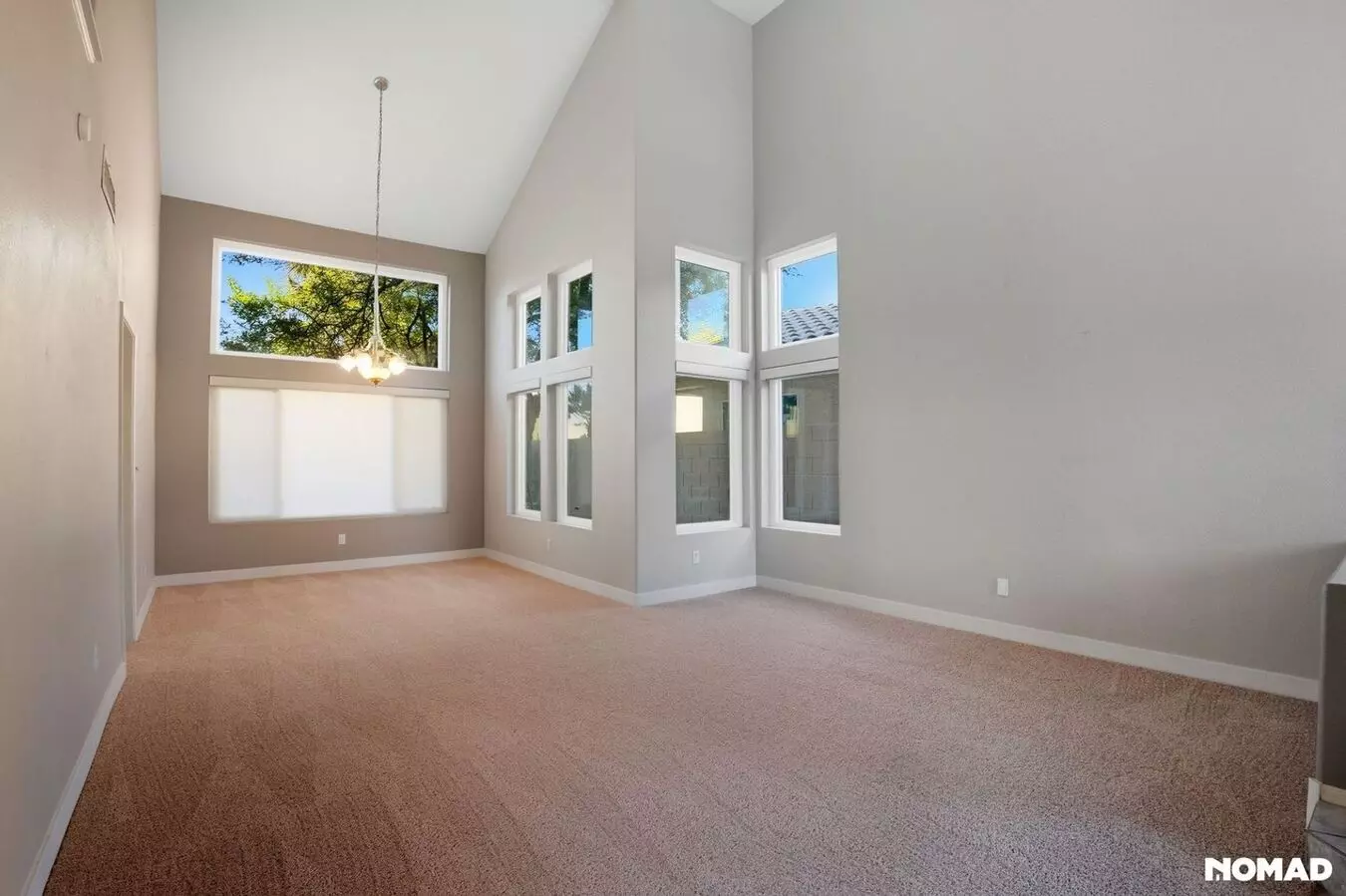 Charming 4BR House in Phoenix photo 5