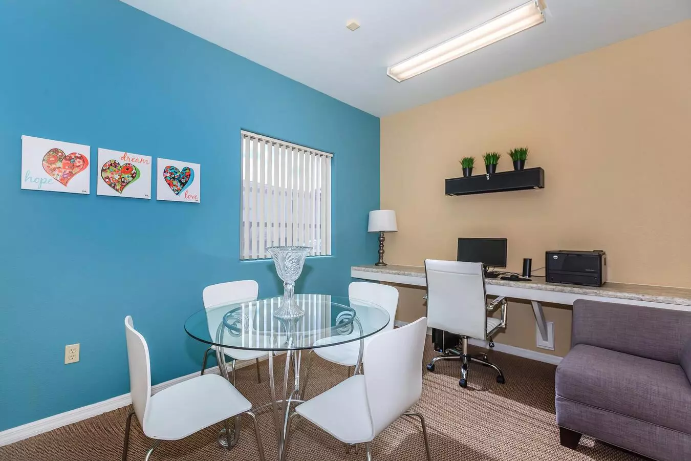 Deer Valley Regency Apartments photo 5