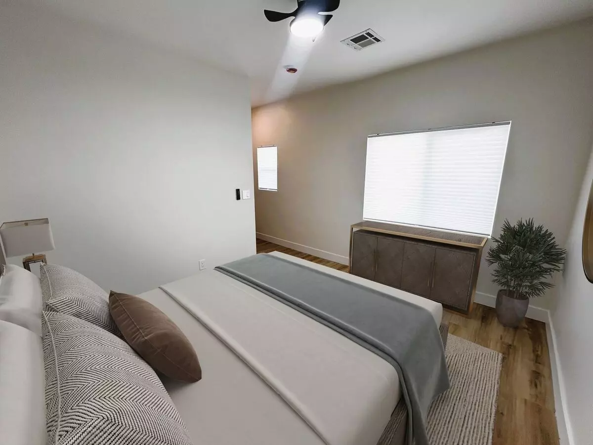1243 E Adams St Phoenix, AZ 85034 photo 2