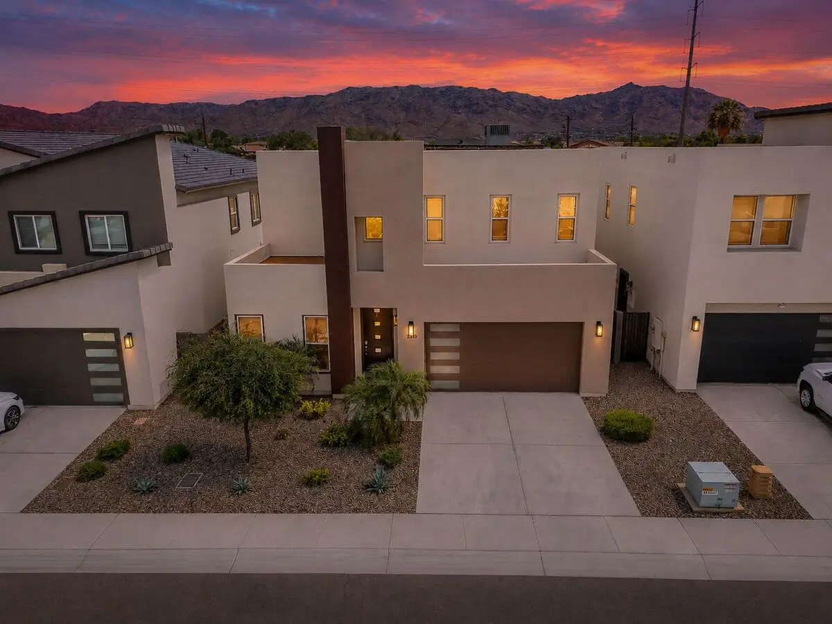 Fabulous 4 Beds, Granite, Main Bed Down photo 4