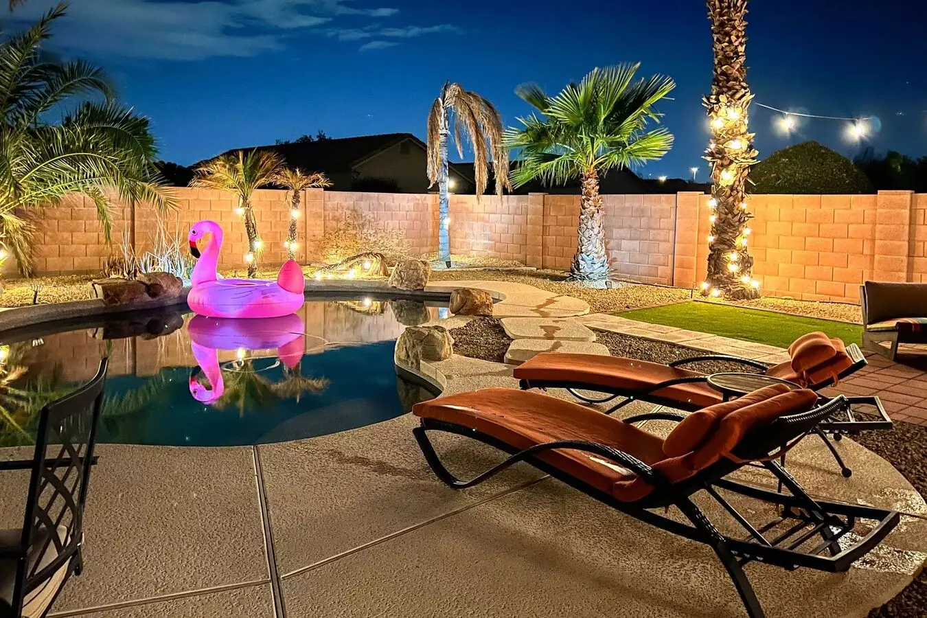 915 E Montoya Ln Phoenix, AZ 85024 photo 2