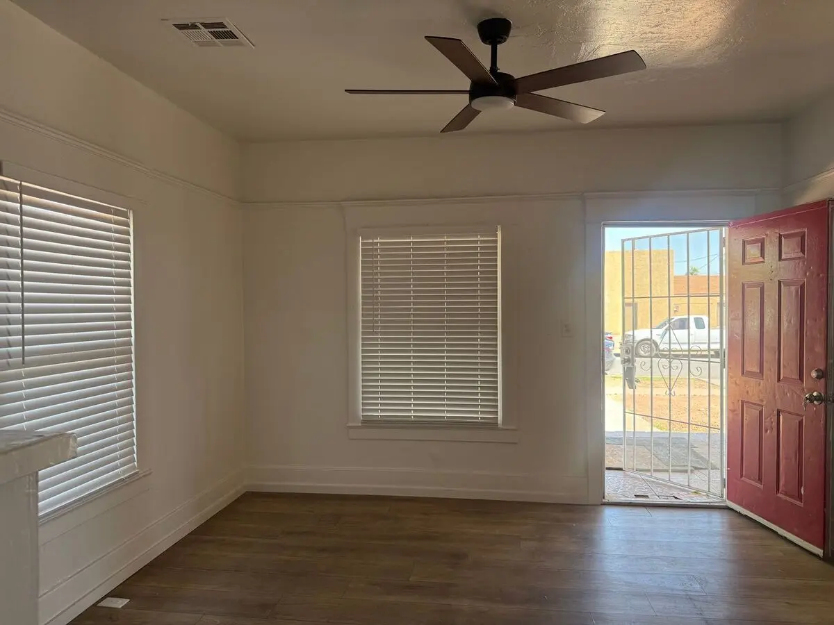 318 N 12th St Phoenix, AZ 85006