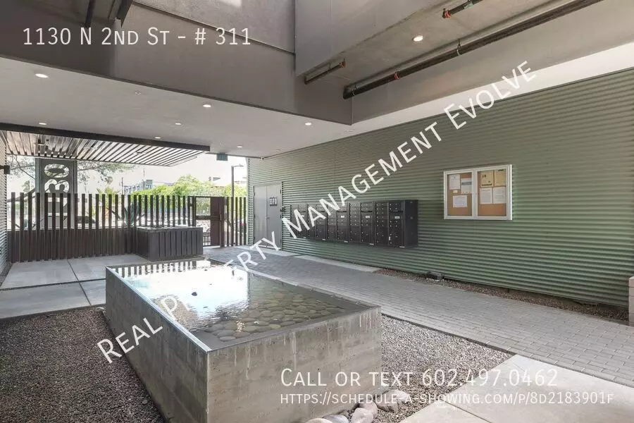 Upscale Furnished Downtown Condo photo 5