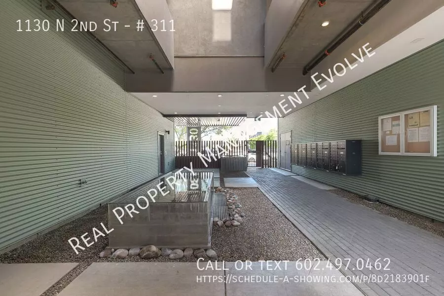 Upscale Furnished Downtown Condo photo 2