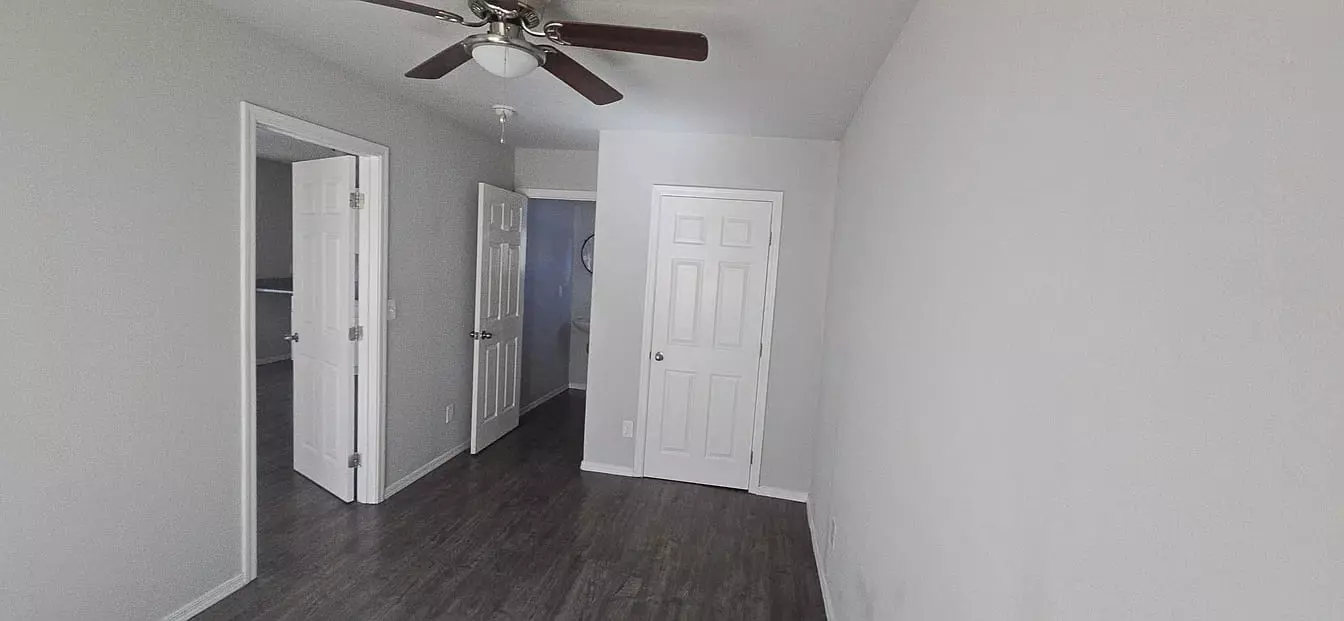 4042 South 17th Street, Phoenix, AZ 85040 photo 4