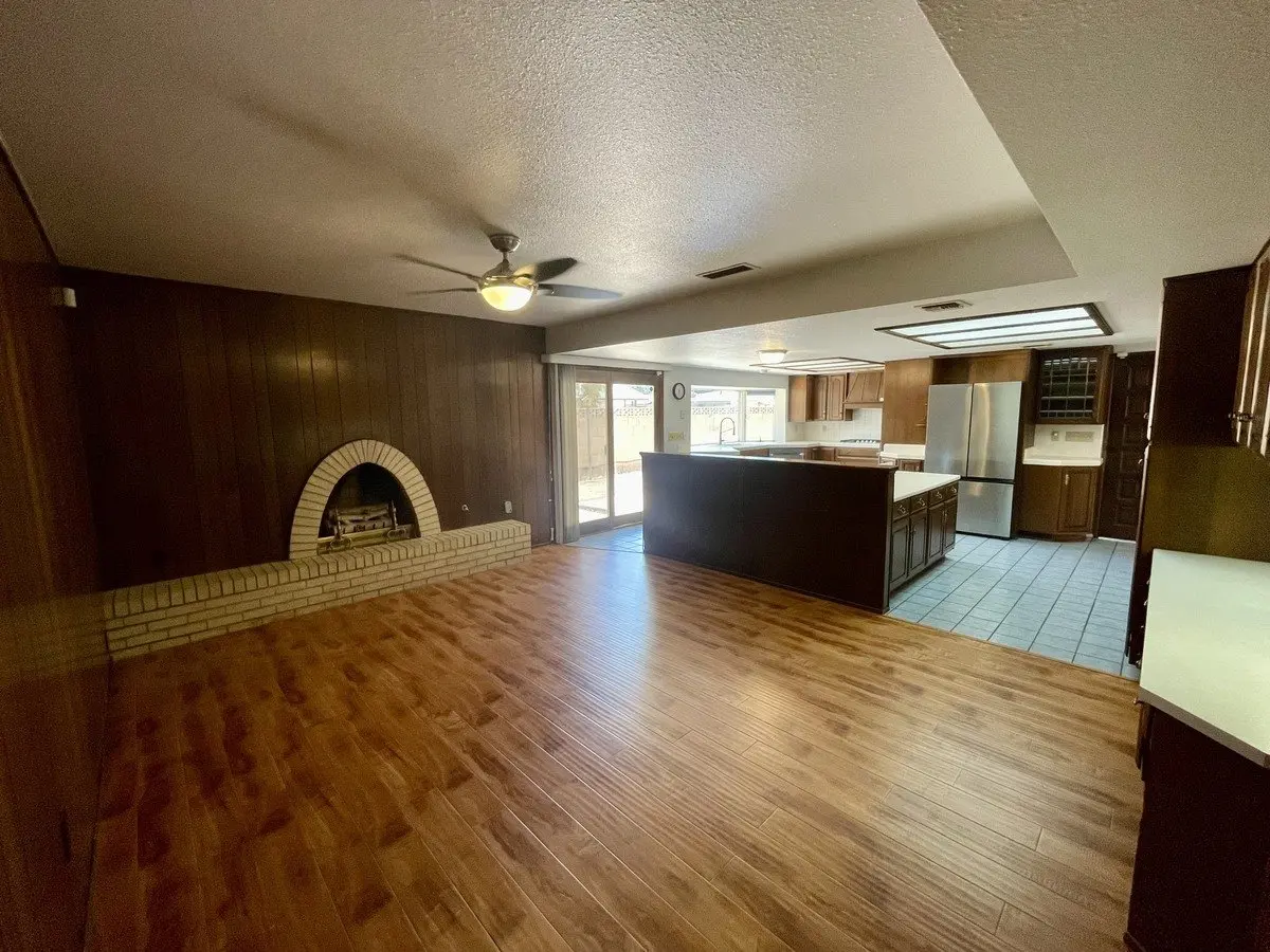 3436 W Kaler Dr