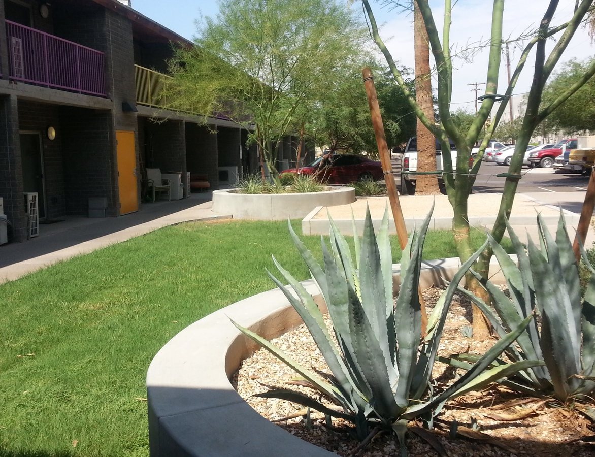 Oasis on Grand photo 3