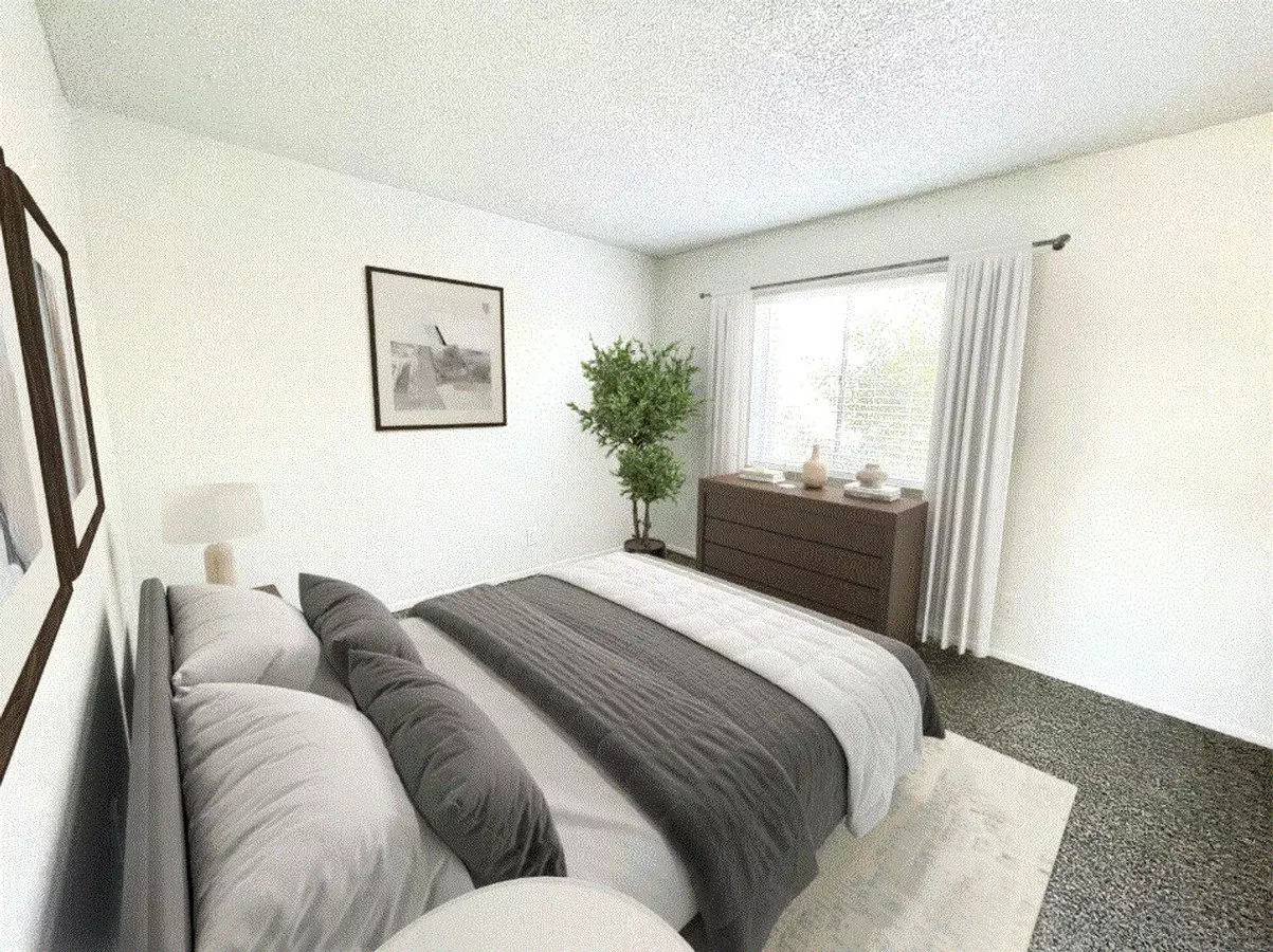 Pine Terrace photo 4