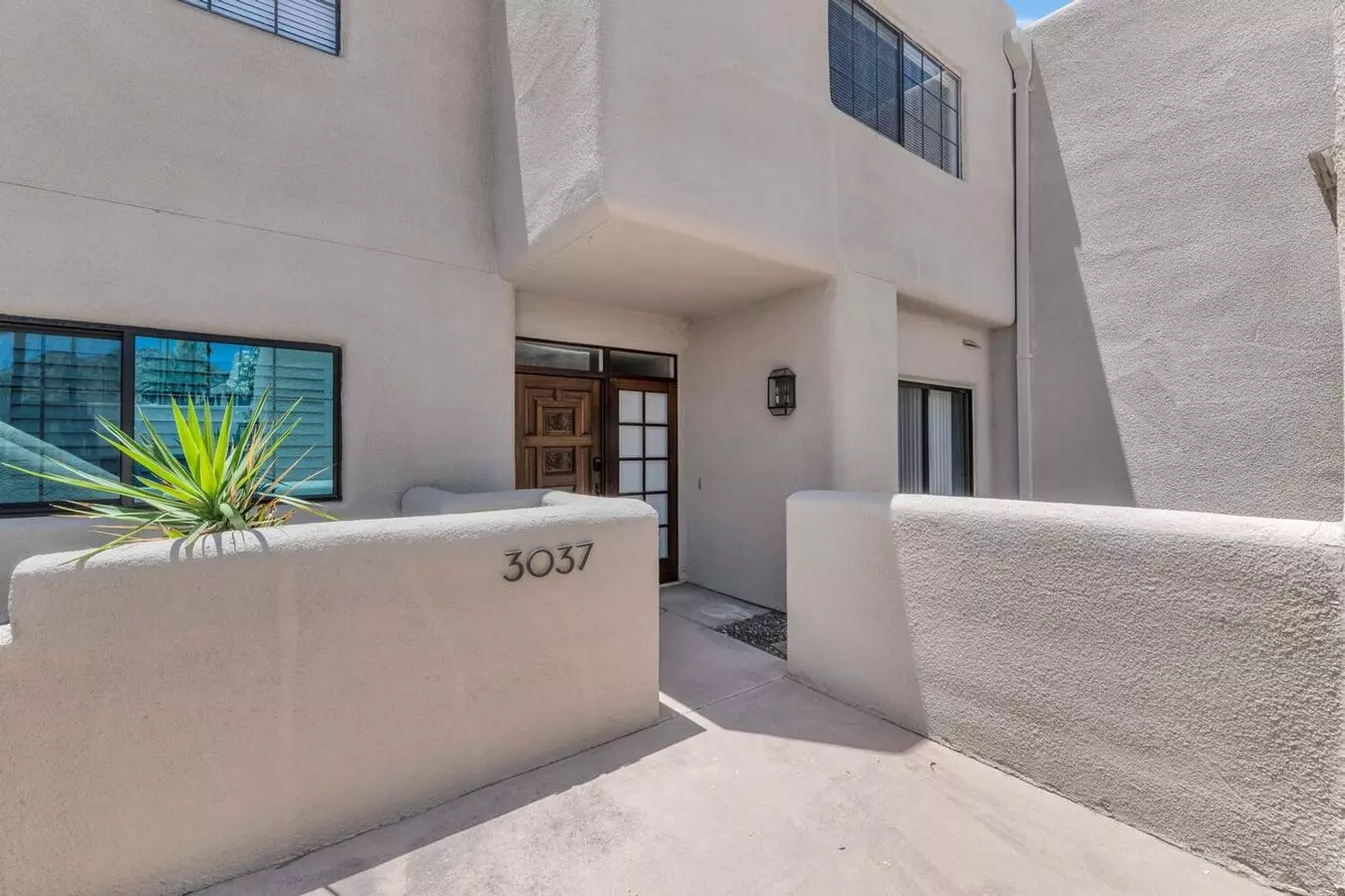 Rates Vary: photo 2