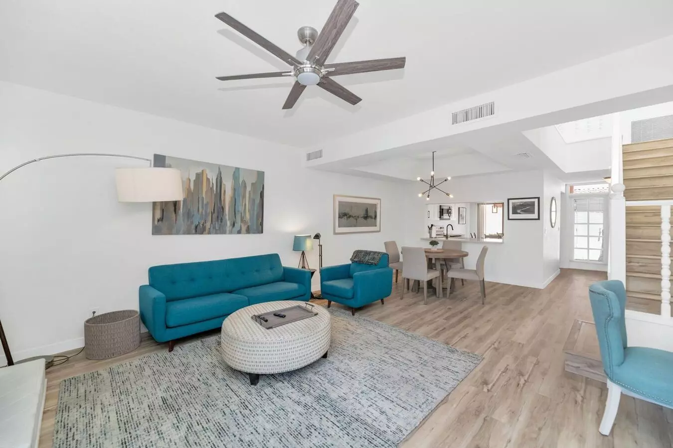 Rates Vary: photo 5