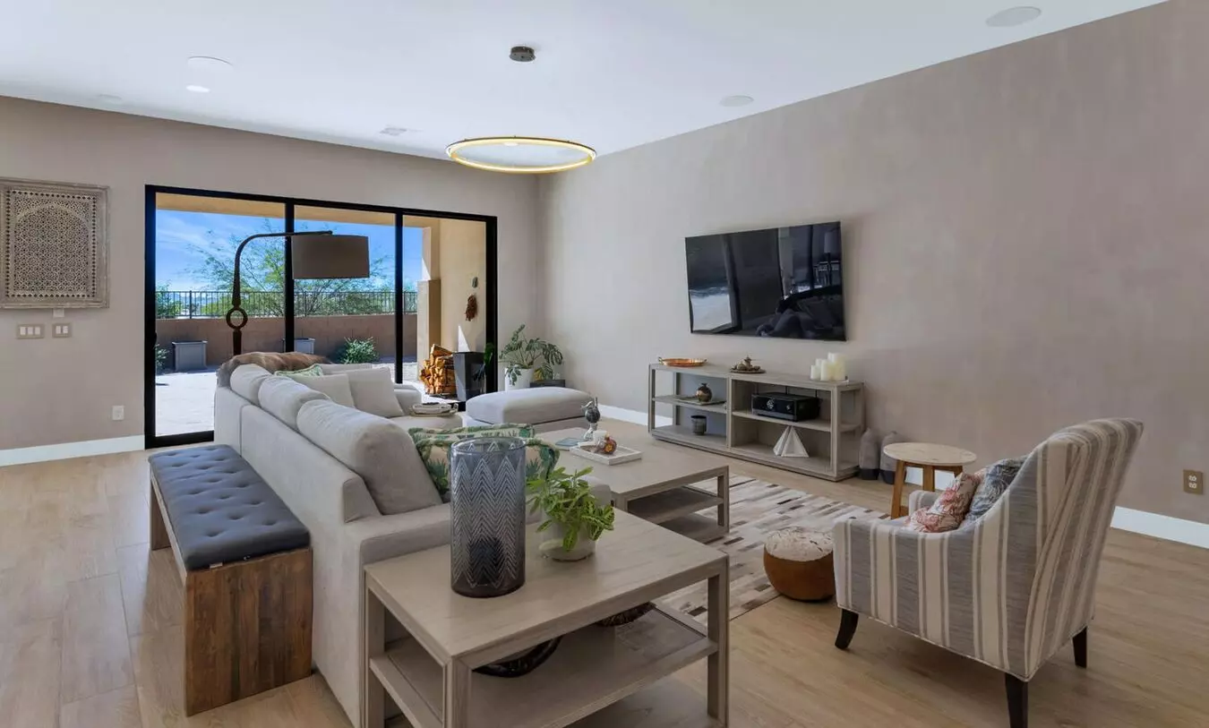 Rates Vary: photo 5