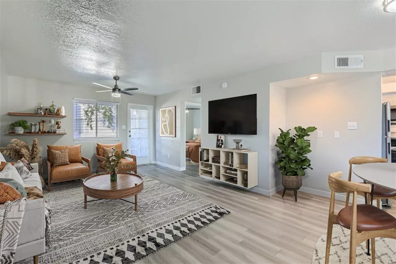 Rise Desert Cove photo 5