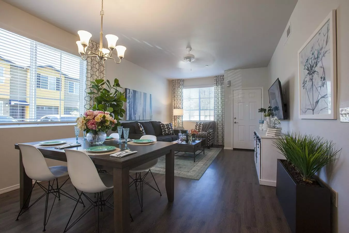 San Mateo Townhomes photo 5