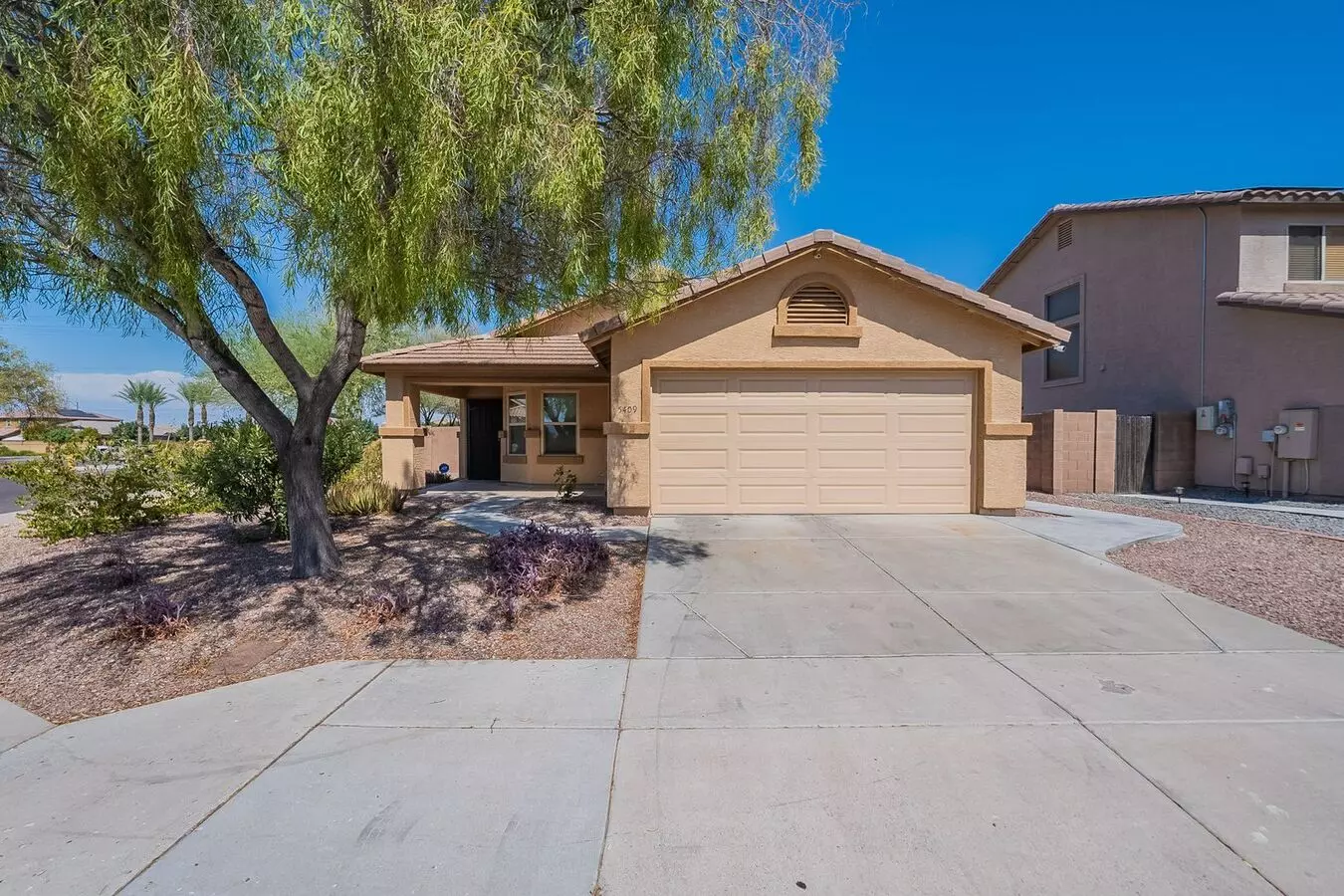 Beautiful Home in Phoenix Arizona photo 2