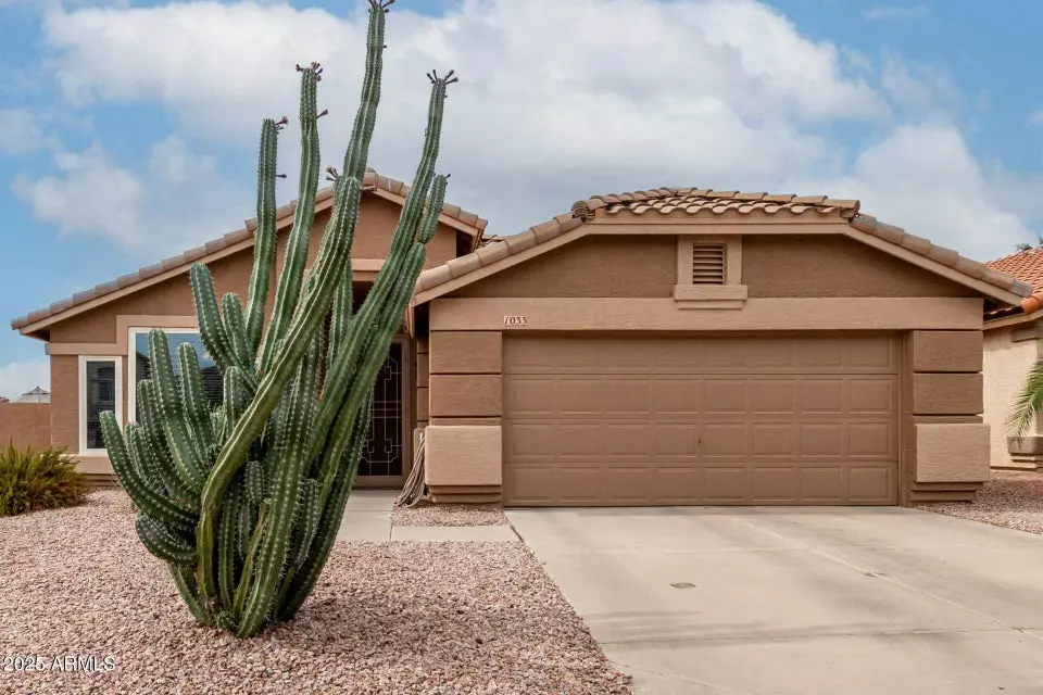 1033 E Mountain Vista Dr photo 3