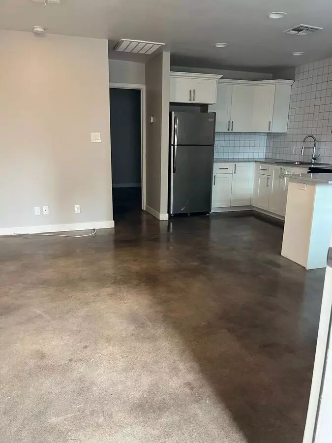 Madison Apartments photo 2
