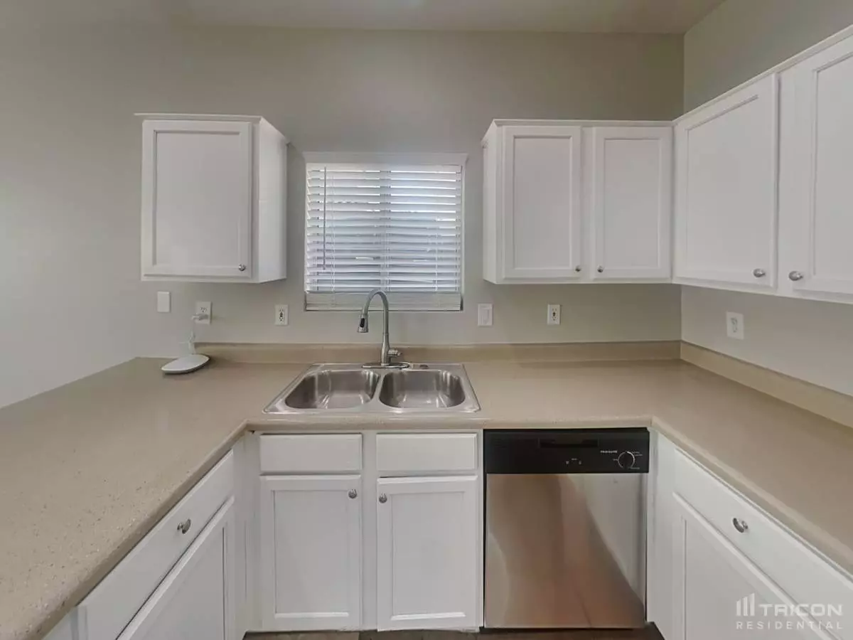 1750 W Union Hills Dr Unit 61 Phoenix Az photo 5