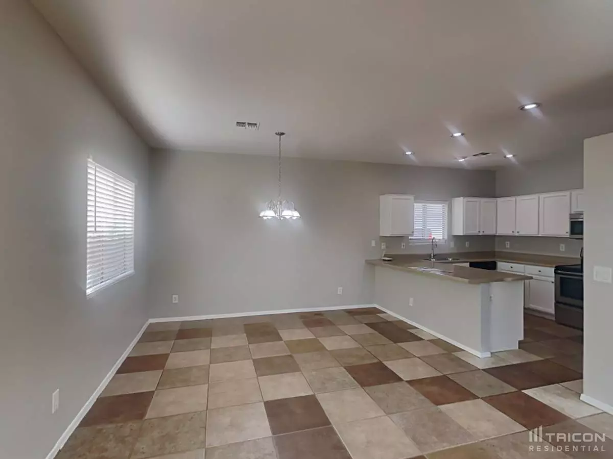 1750 W Union Hills Dr Unit 61 Phoenix Az photo 2