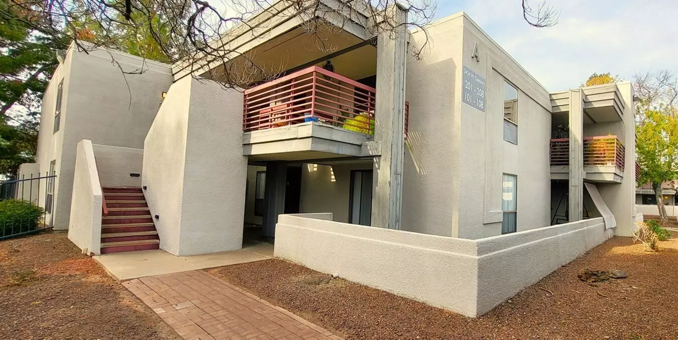 Very Nice & Affordable 2 Bed / 2 Bath Condo – W/d, Patio, Pool!