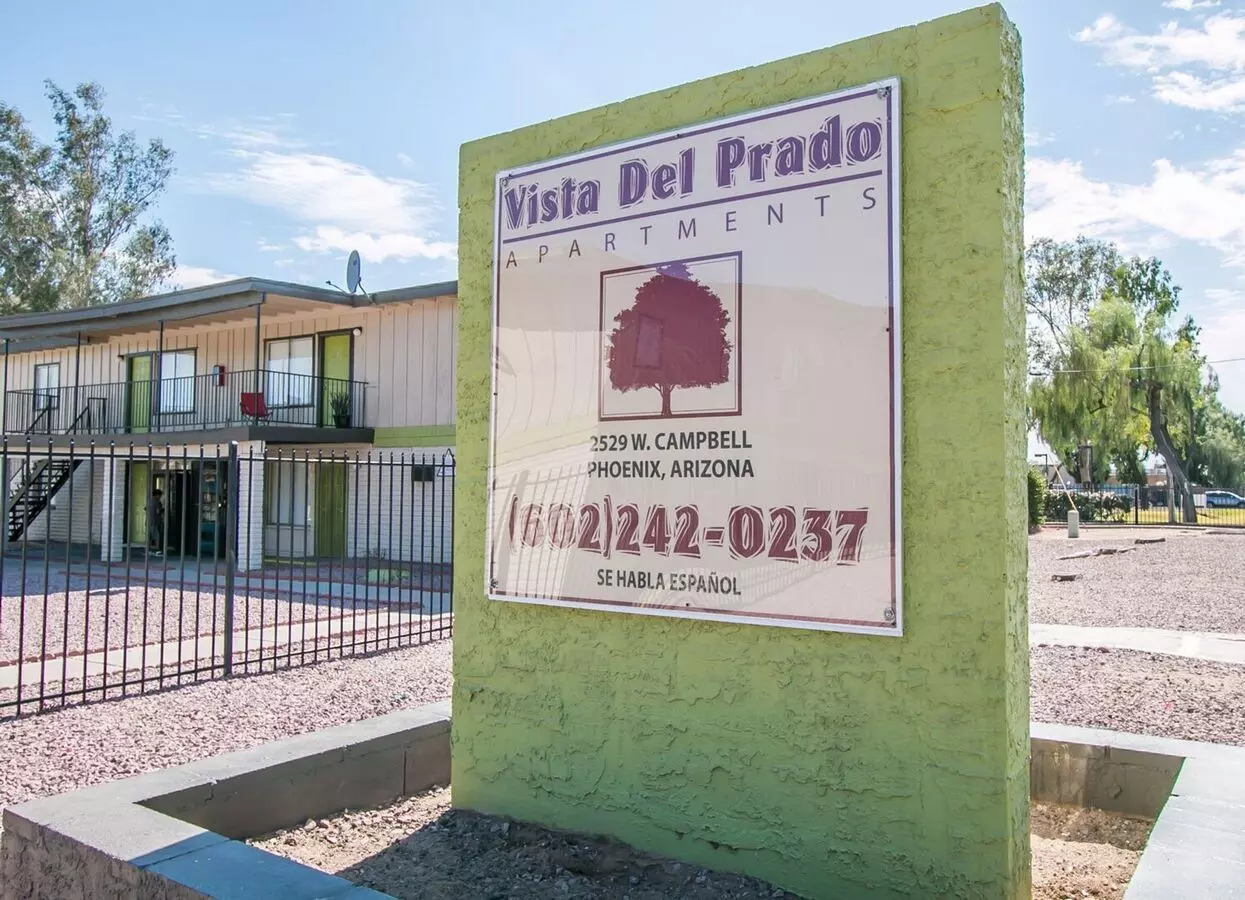 Vista Del Prado Apartments photo 2