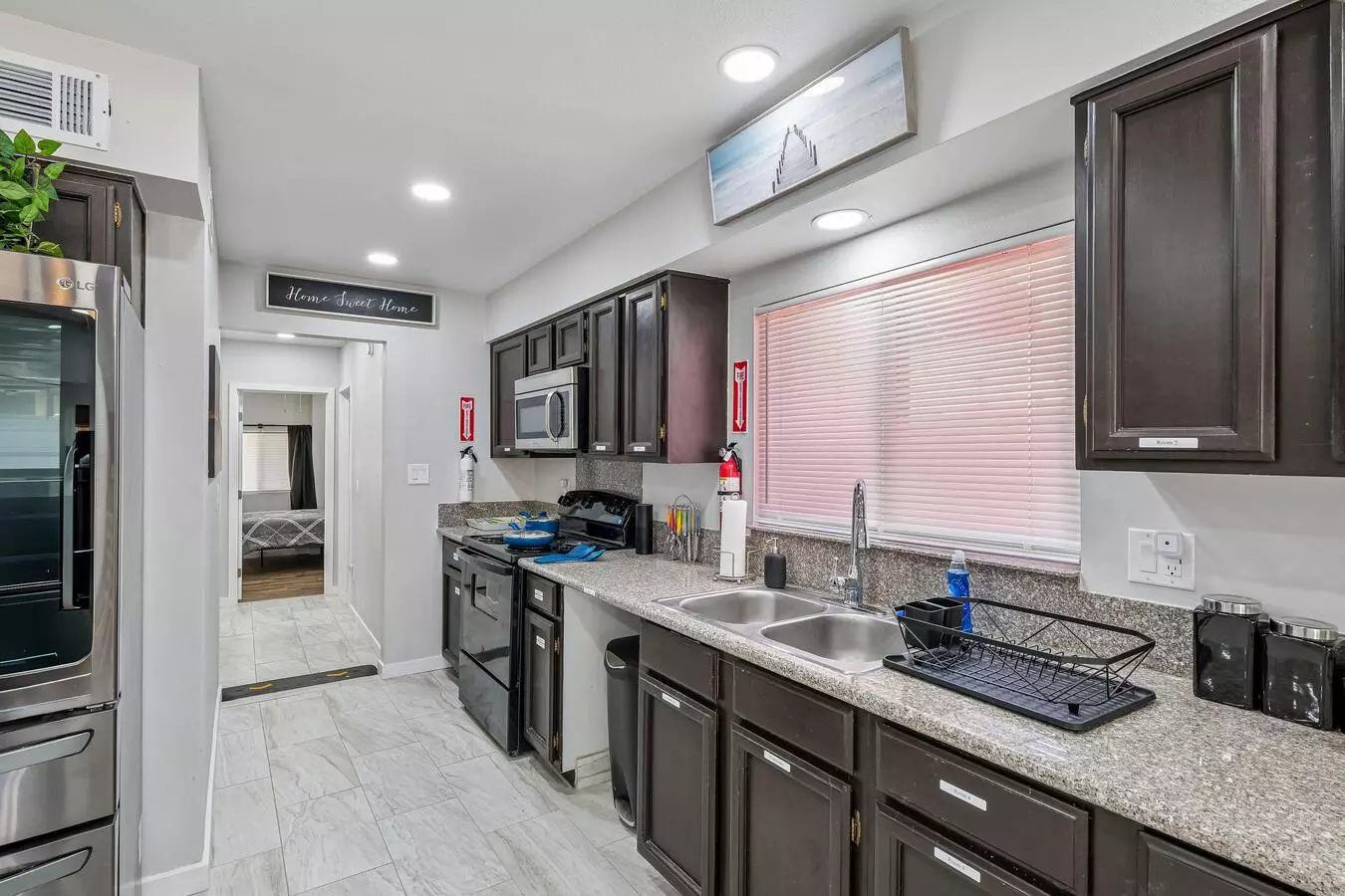 4120 W Calavar Rd photo 2