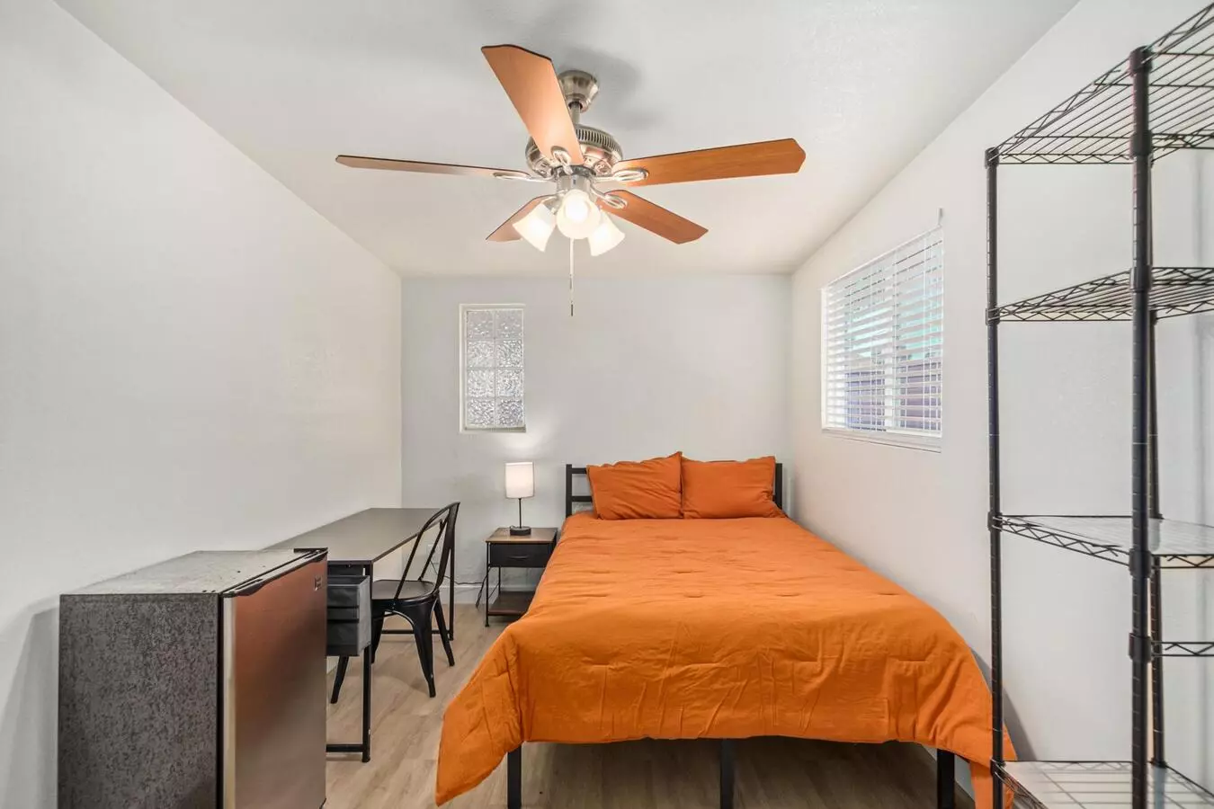 8127 W MONTEREY Way photo 4