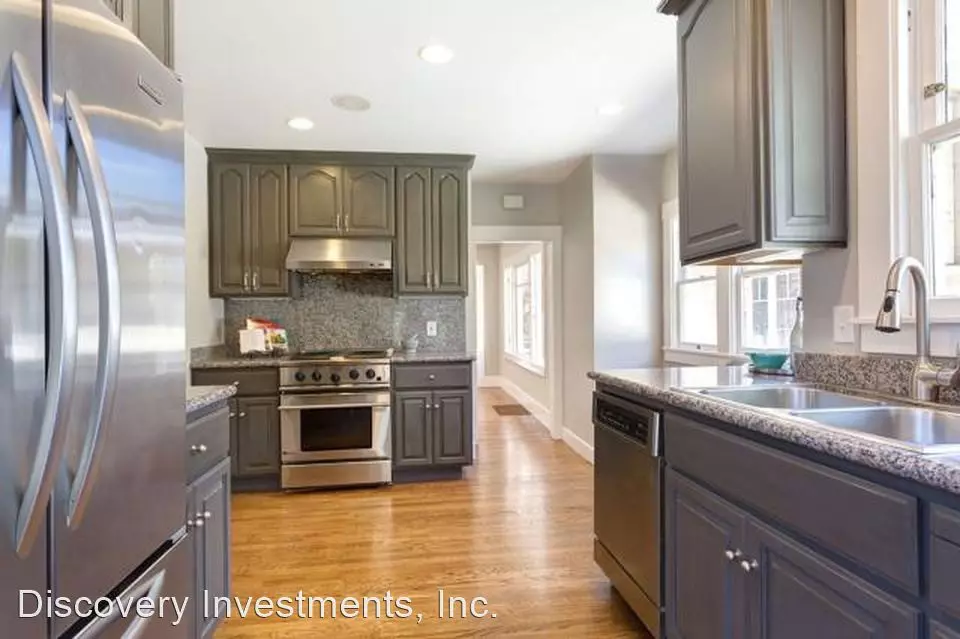 411 Moraga Avenue, Piedmont, CA 94611 photo 3