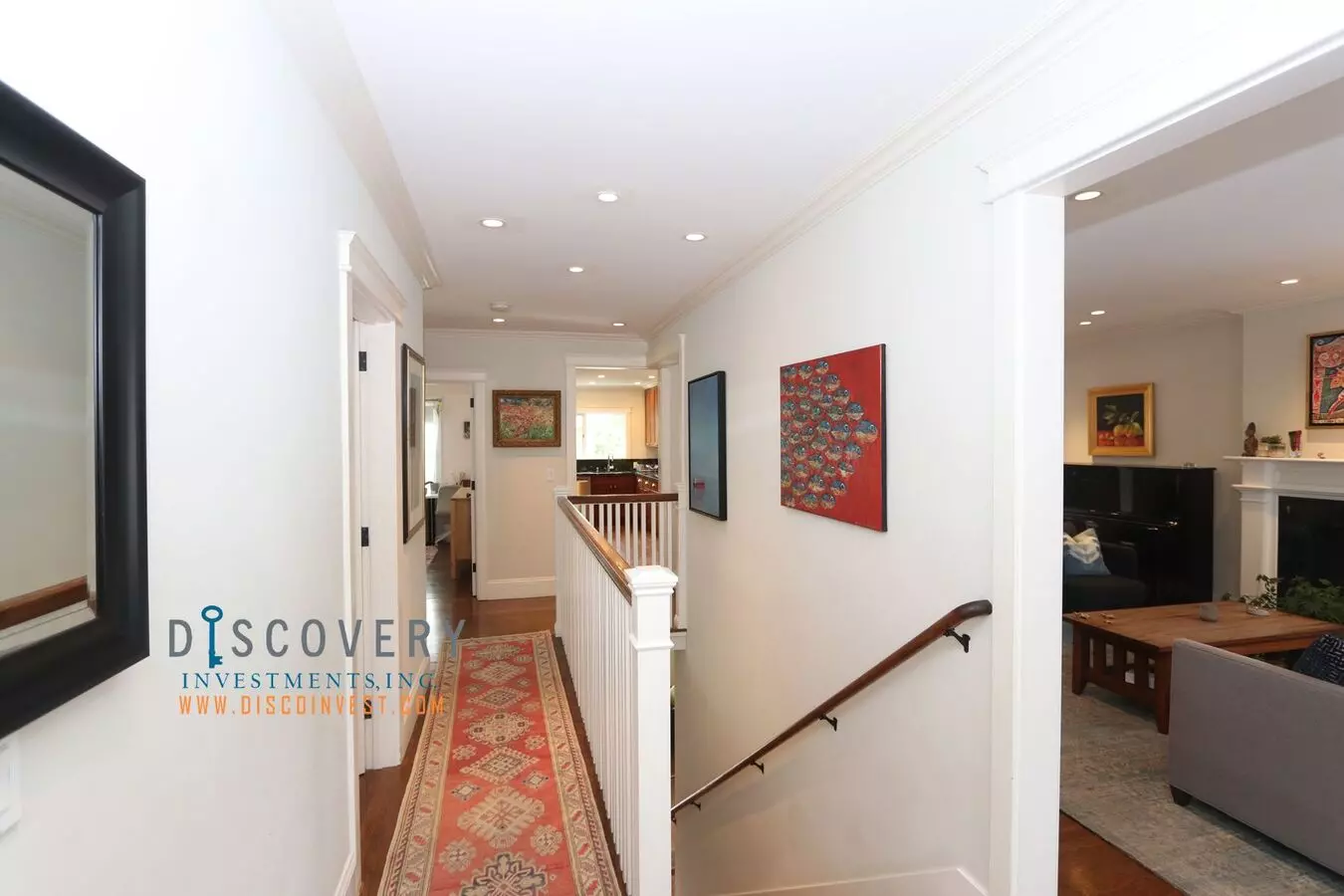 Sophisticated Piedmont Colonial with Enclosed Yard photo 3