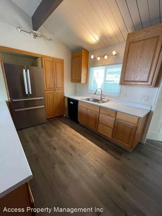 2327 Collins Avenue, Pinole, CA 94564 photo 2