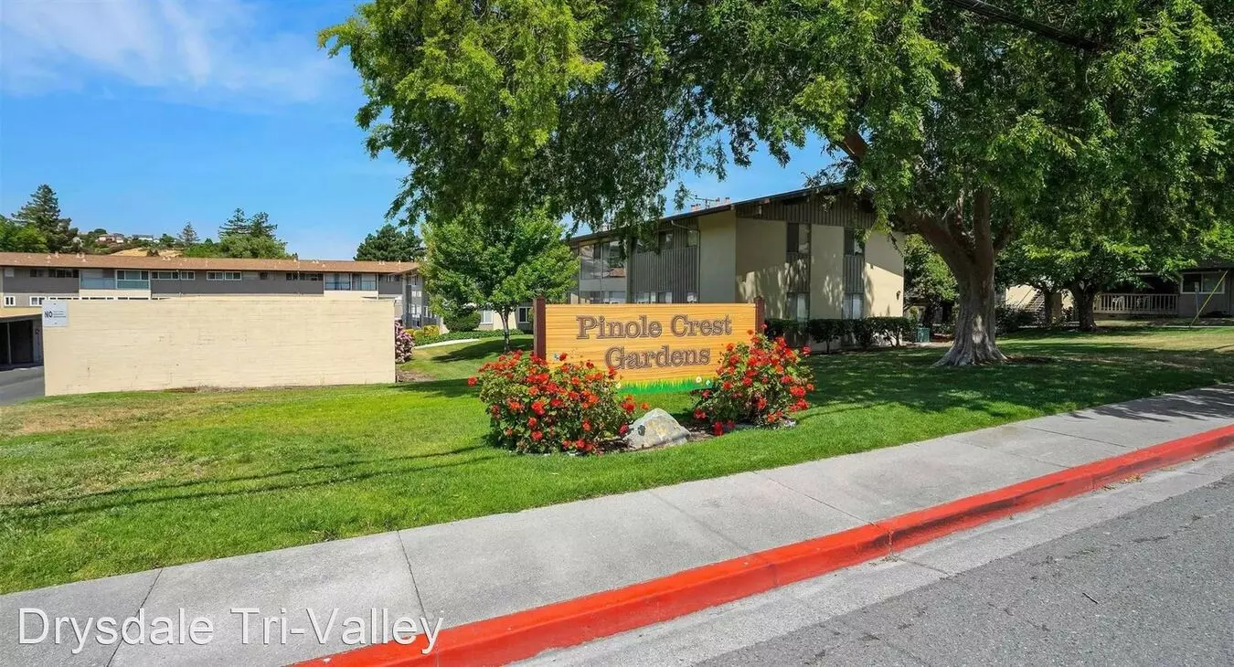 2357 Paloma Court, Pinole, CA 94564 photo 2