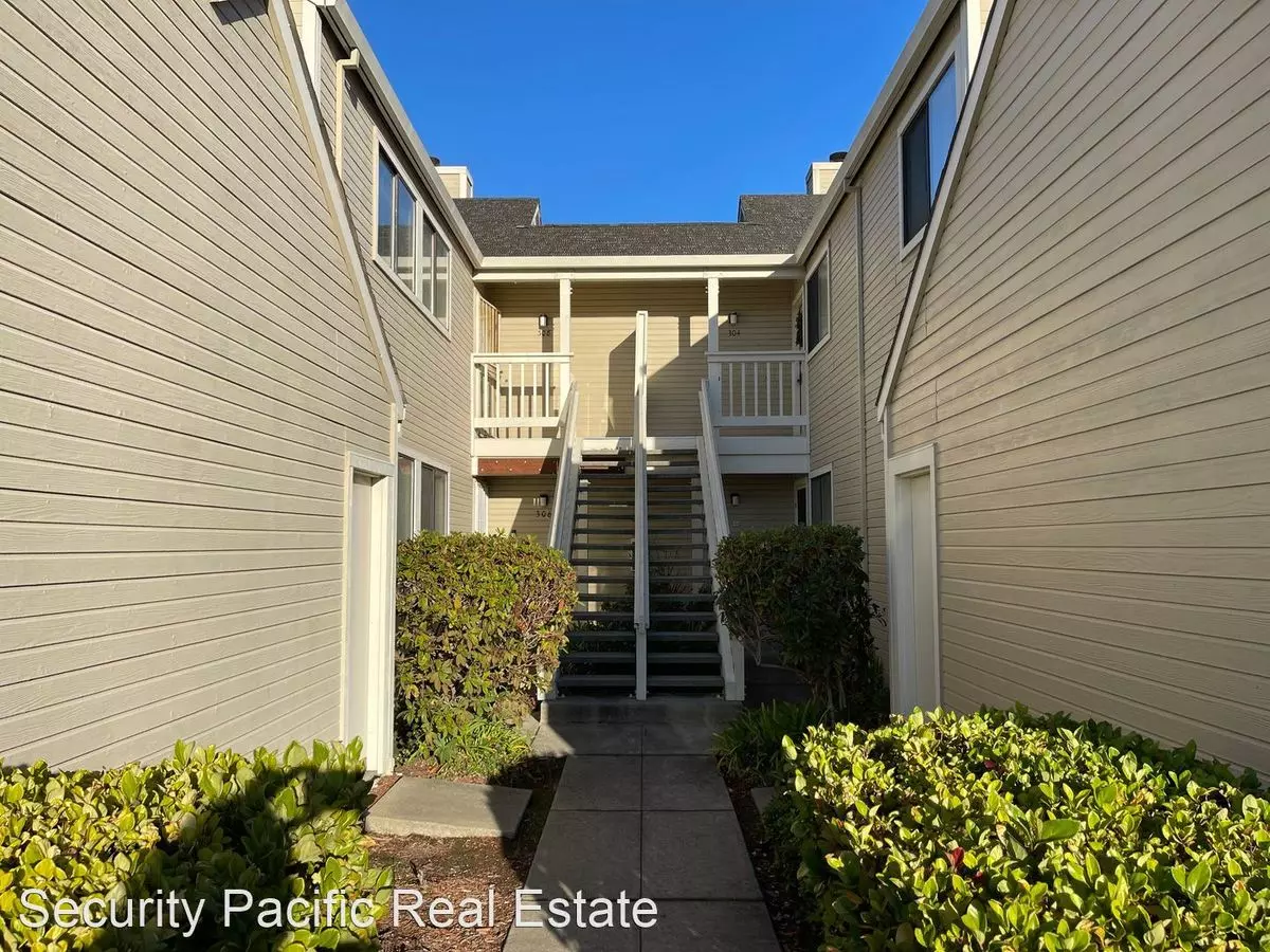 302 Wildrose Circle, Pinole, CA 94564 photo 3