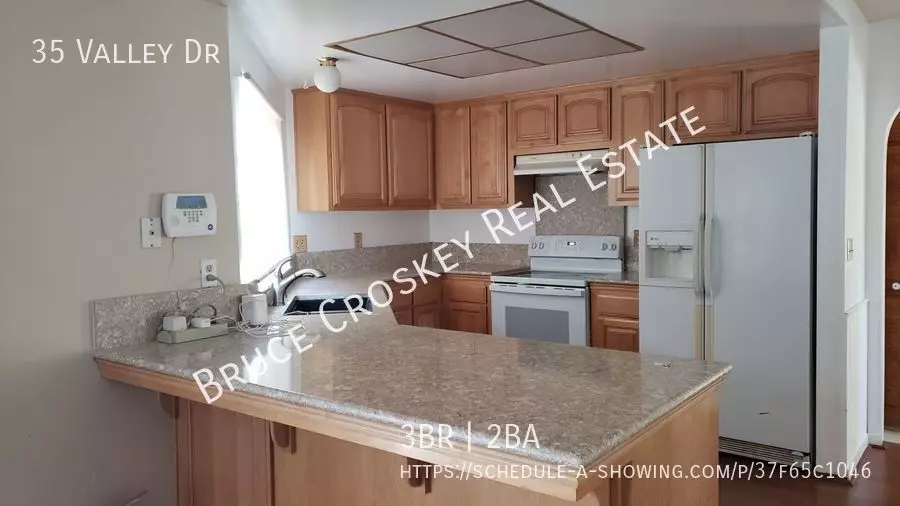35 Valley Drive, Pittsburg, CA 94565 photo 4