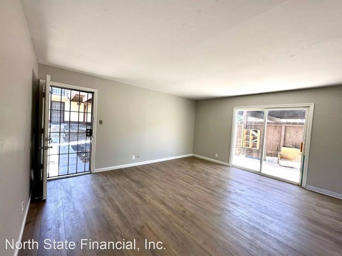 405 E. Santa Fe Avenue photo 5