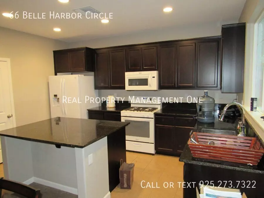 66 Belle Harbor Circle, Pittsburg, CA 94565 photo 4