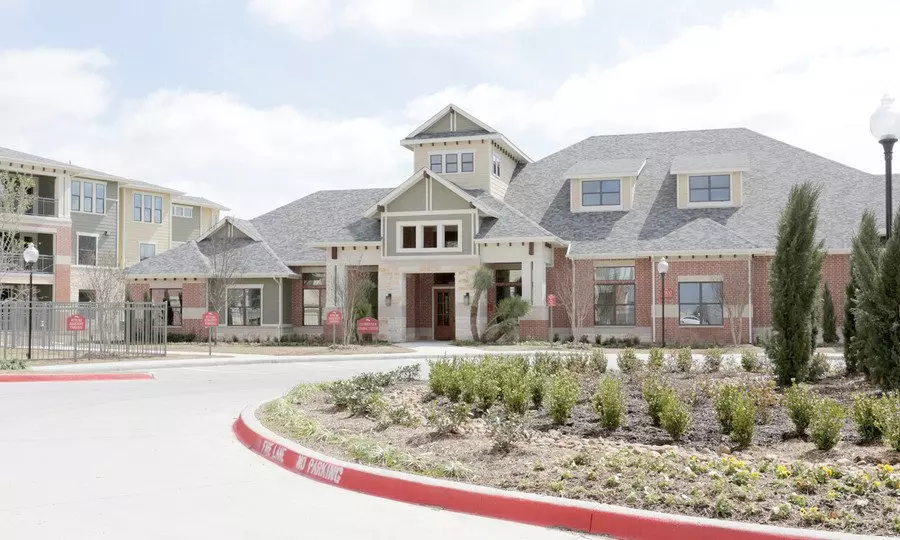 4800 Windhaven Parkway, The Colony, TX 75056 photo 3