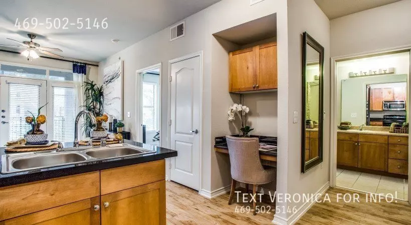 8401 Memorial Ln photo 3