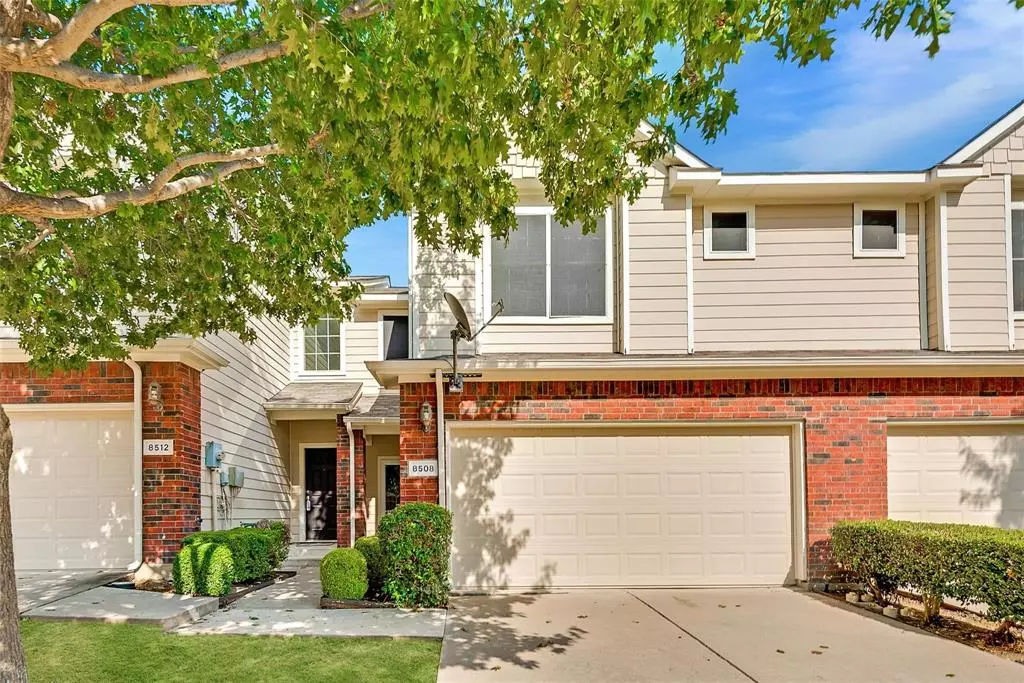 8508 Hunters Trace Lane, Plano, TX 75024 photo 3