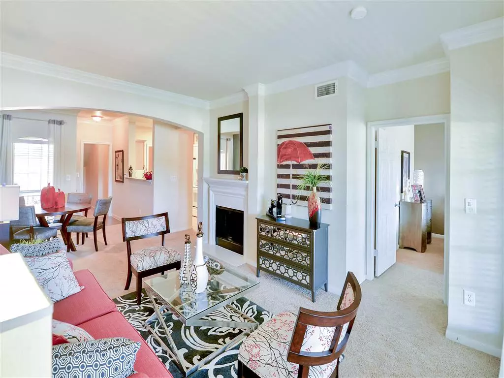 Bentley Place photo 5