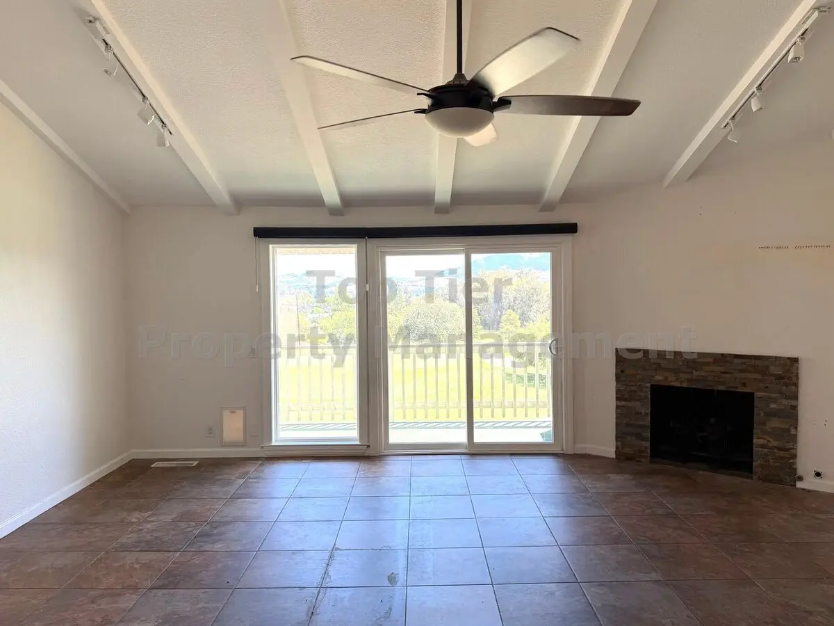 Amazing Views In This Beautiful 2 Bed / 2.5 Bath / 1,472 Sqft Pleasant Hill Townhouse Available Now For Lease! photo 4