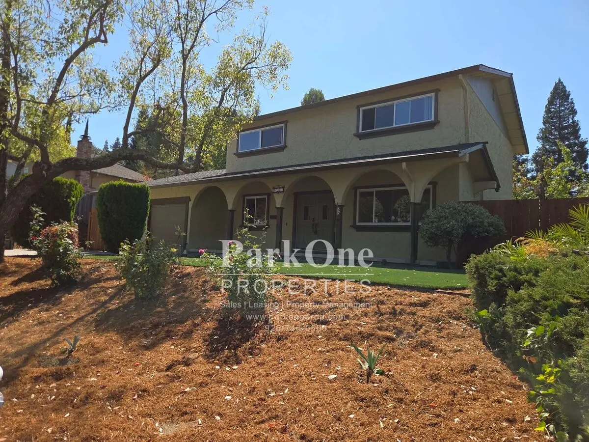 Newly Renovated 3/2.5 Bath End-unit Townhome With Vaulted Ceilings – Minutes To I-680 &amp; Downtown!