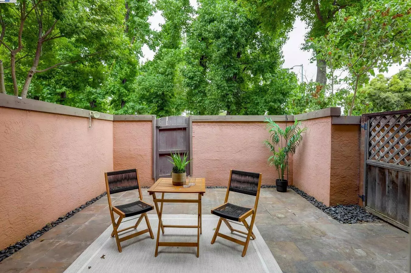 4428 Del Valle Pkwy photo 3