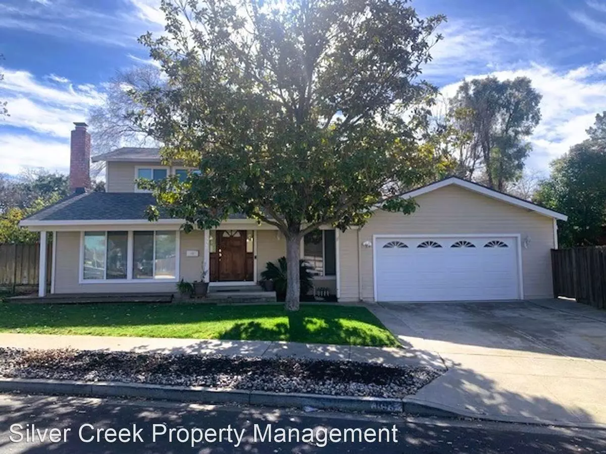 893 Palomino Dr. photo 3